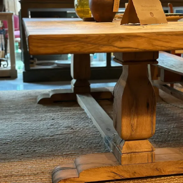 VULPELLAC OAK TABLE