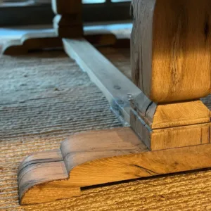 VULPELLAC OAK TABLE
